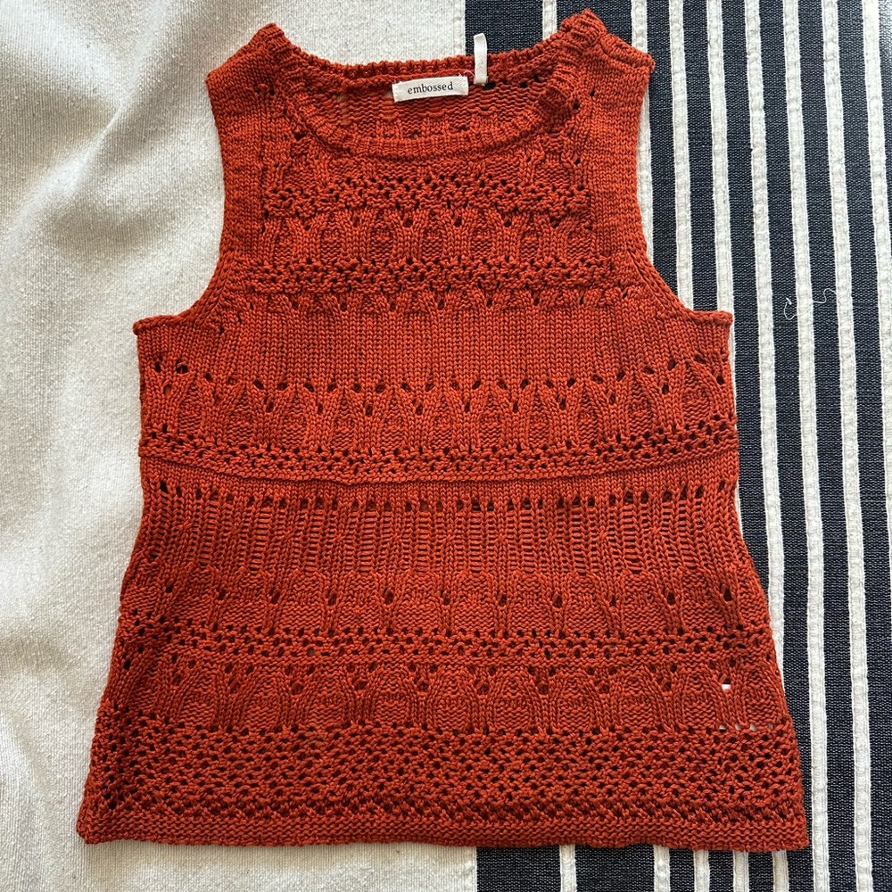 Women's Knit Rust Sleeveless Top